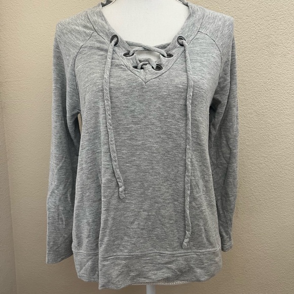 Bobeau Light Gray Knit Top - Picture 4 of 9